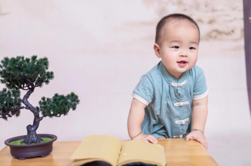 成都试管代怀宝宝尿尿浑浊